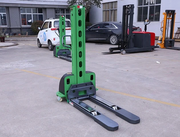 Self Lifting Stacker For Sale