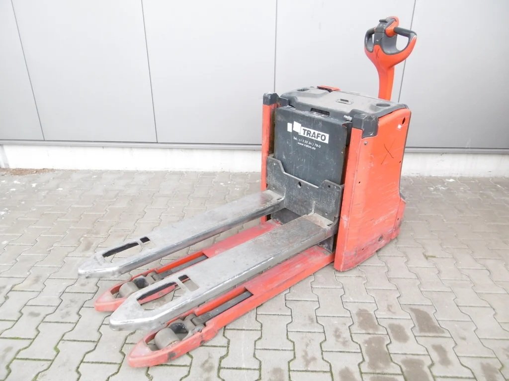 LINDE T 16 L electric pallet truck for sale