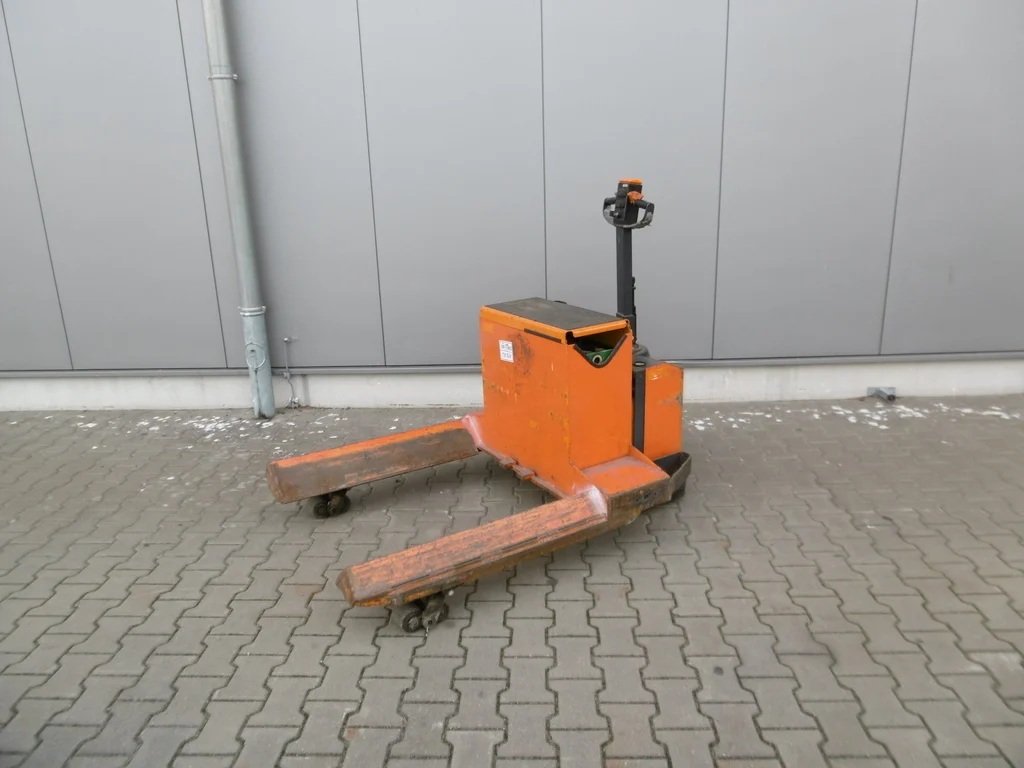 STILL WAGNER EGU 3000 electric pallet truck for sale
