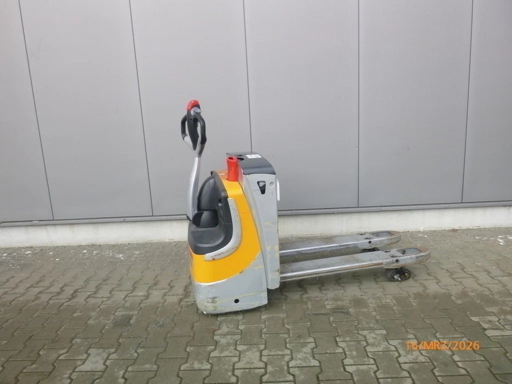 STILL EXU 18 electric pallet truck for sale